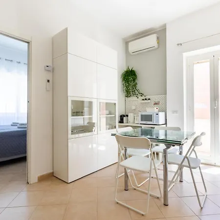 Mistra18 Near Vatican, Metro A, Free Parking Daire
